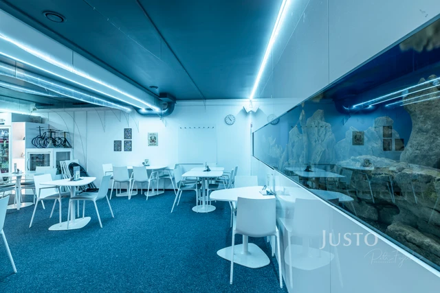 Pronájem restaurace, baru, kavárny, 76 m²