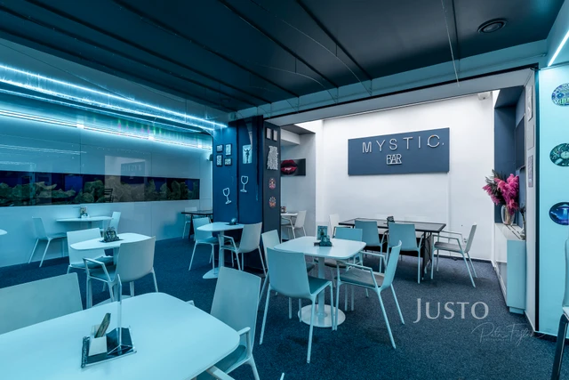 Pronájem restaurace, baru, kavárny, 76 m²