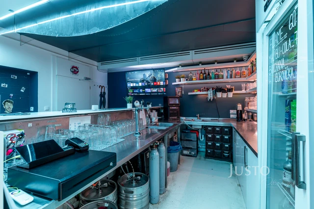 Pronájem restaurace, baru, kavárny, 76 m²