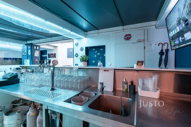 Pronájem restaurace, baru, kavárny, 76 m²